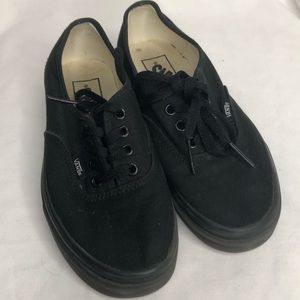 EUC! Vans Black on Black Canvas Sneaker